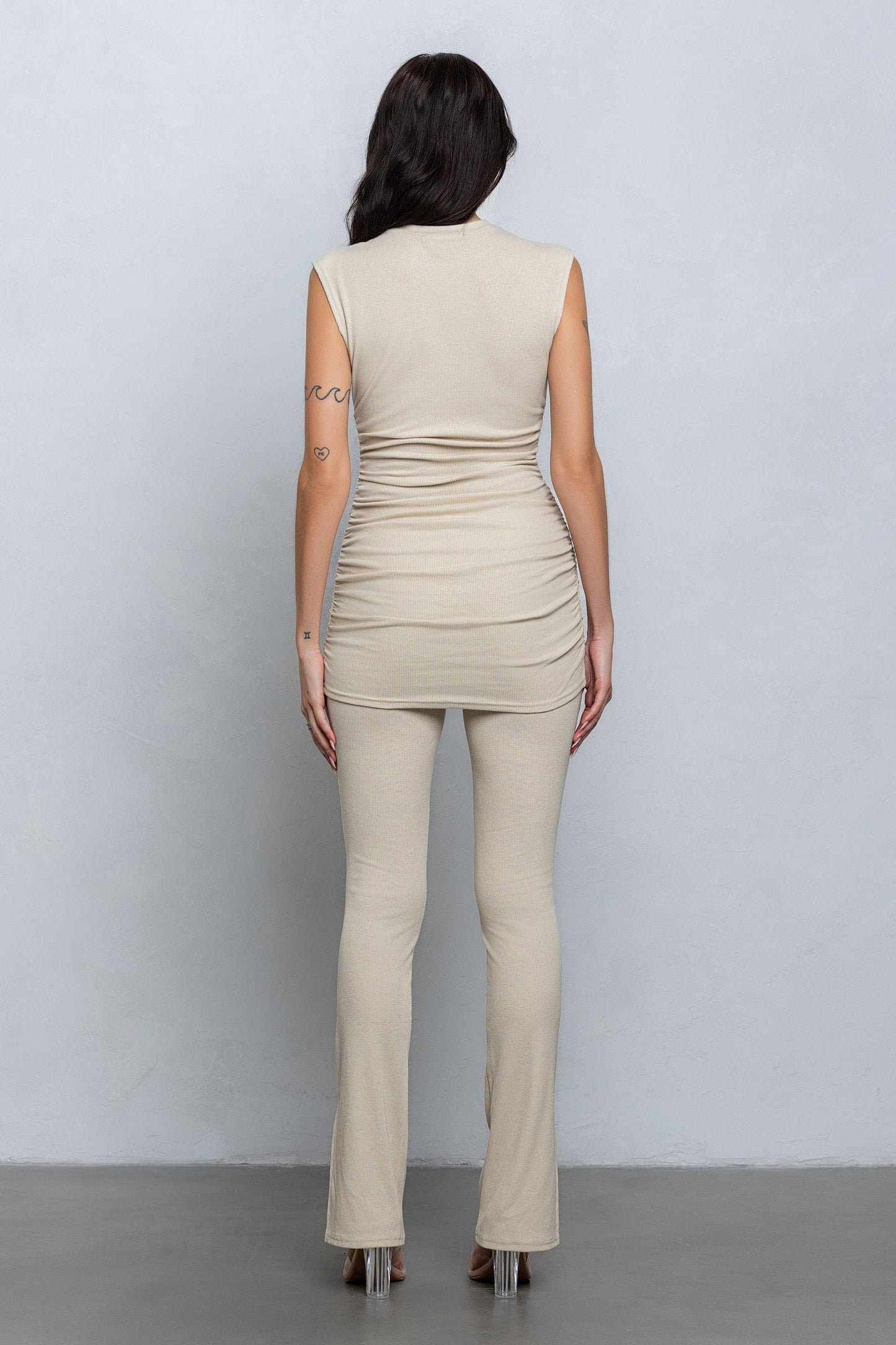 CONJUNTO DE TOP Y PANTALON SIN MANGAS