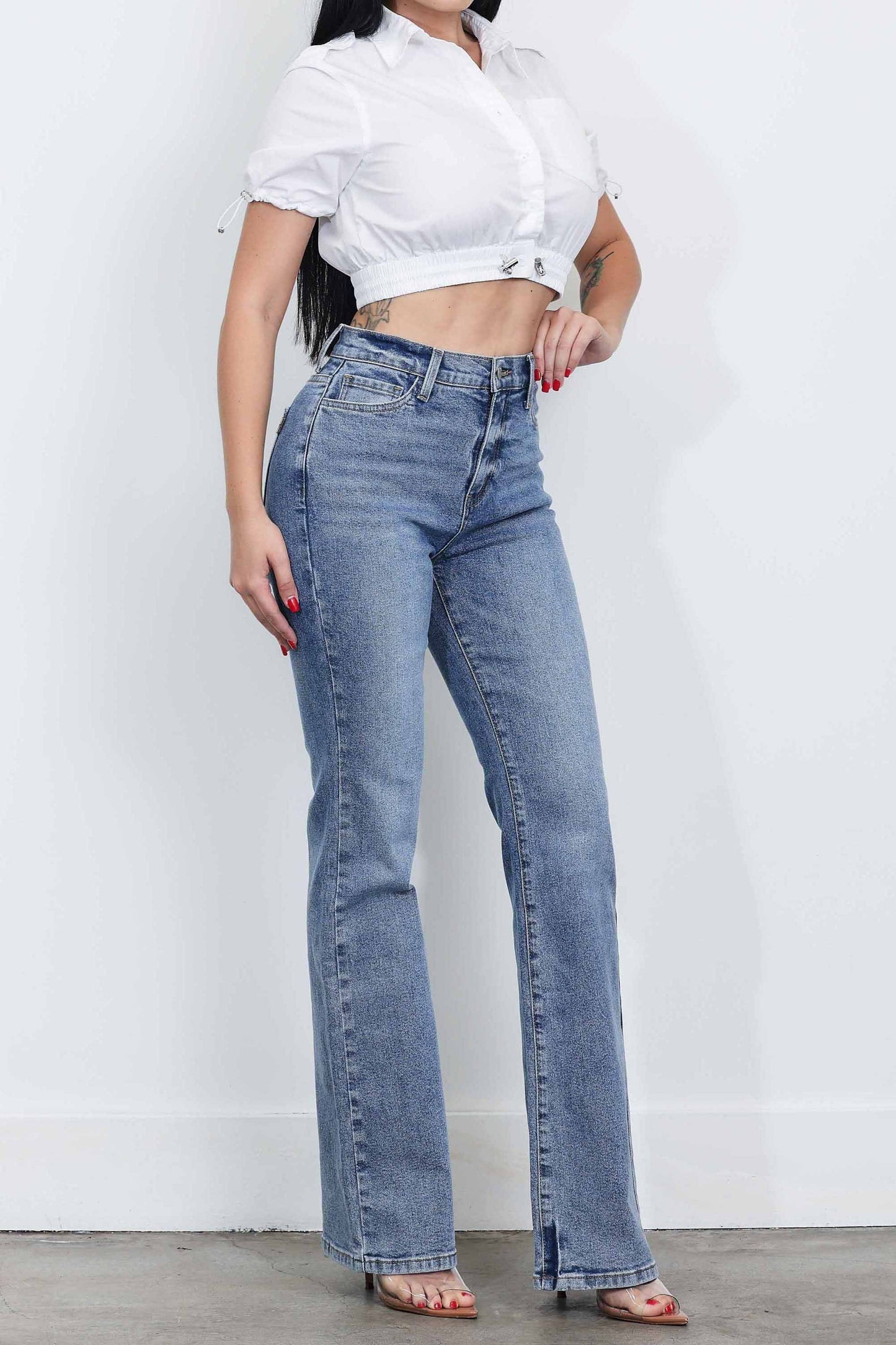 STRAIGHT JEANS