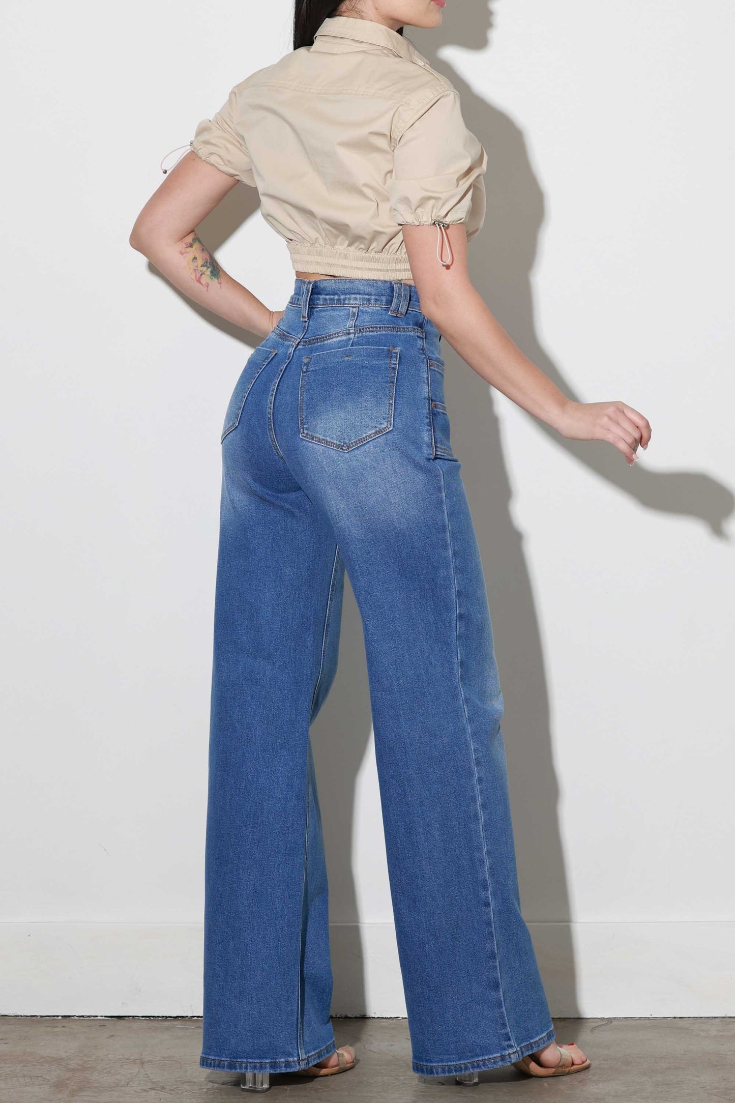 PANTALON WIDE LEG CON DOBLE BOLSILLO