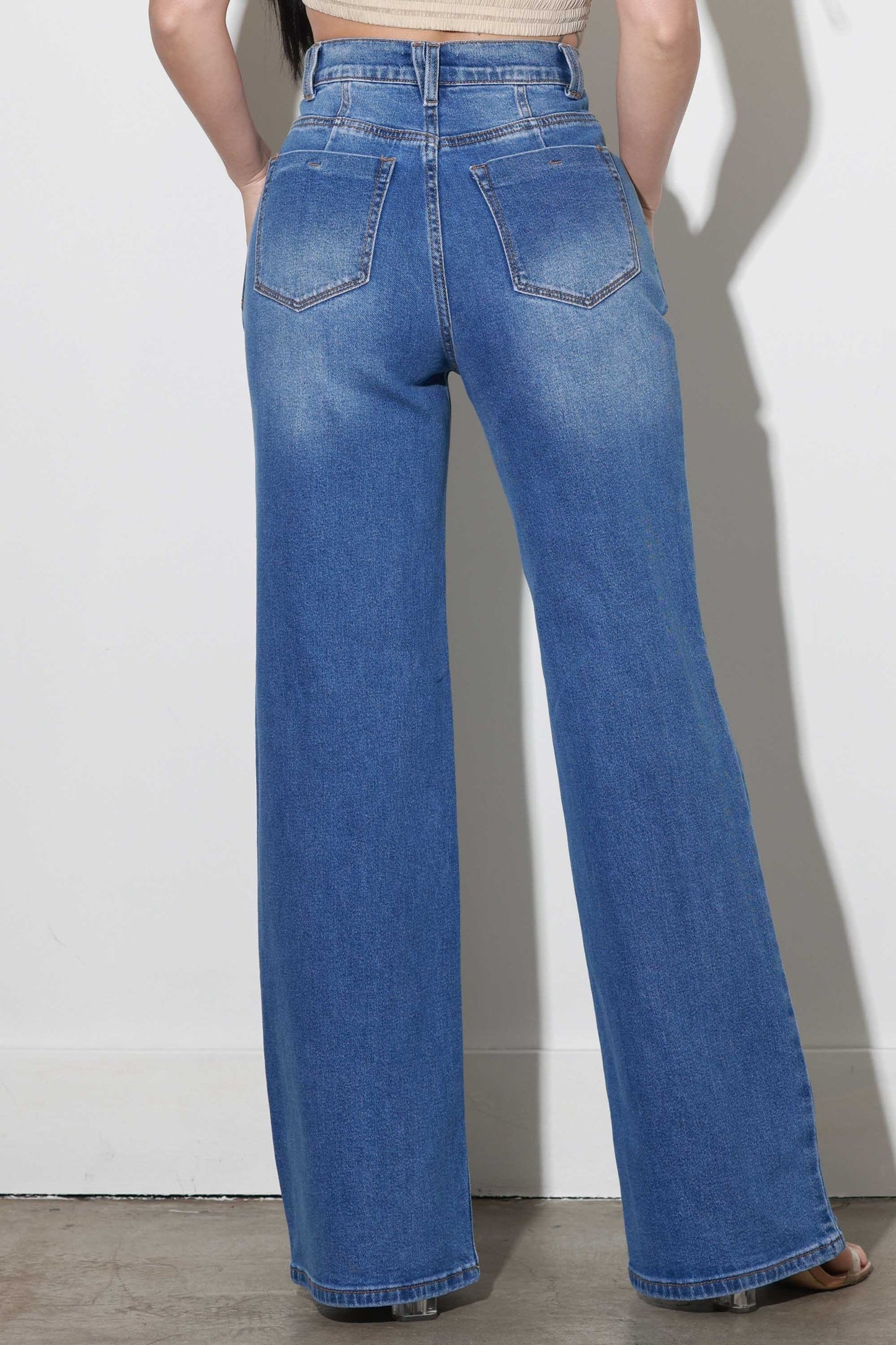 PANTALON WIDE LEG CON DOBLE BOLSILLO