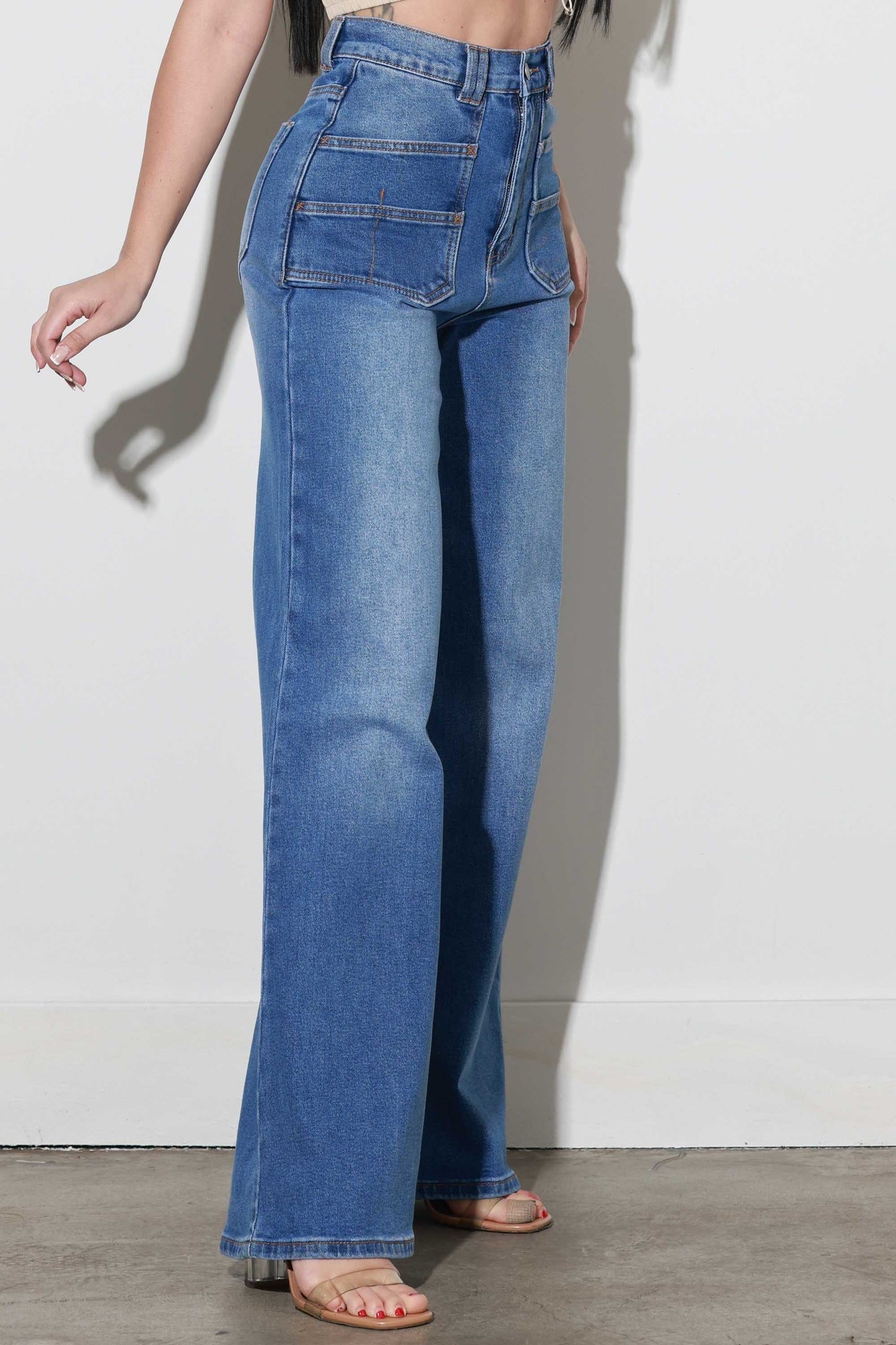 PANTALON WIDE LEG CON DOBLE BOLSILLO
