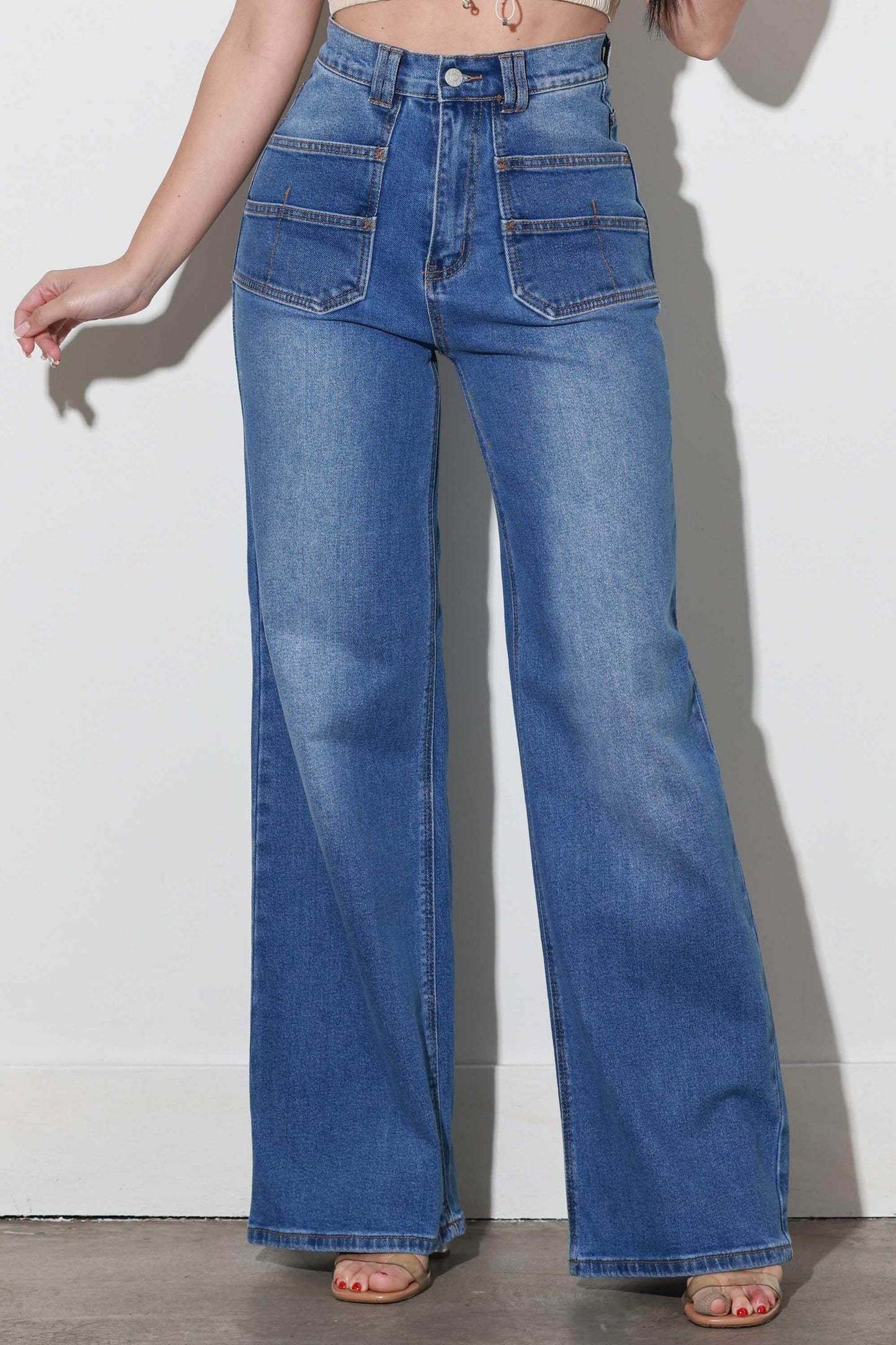 PANTALON WIDE LEG CON DOBLE BOLSILLO