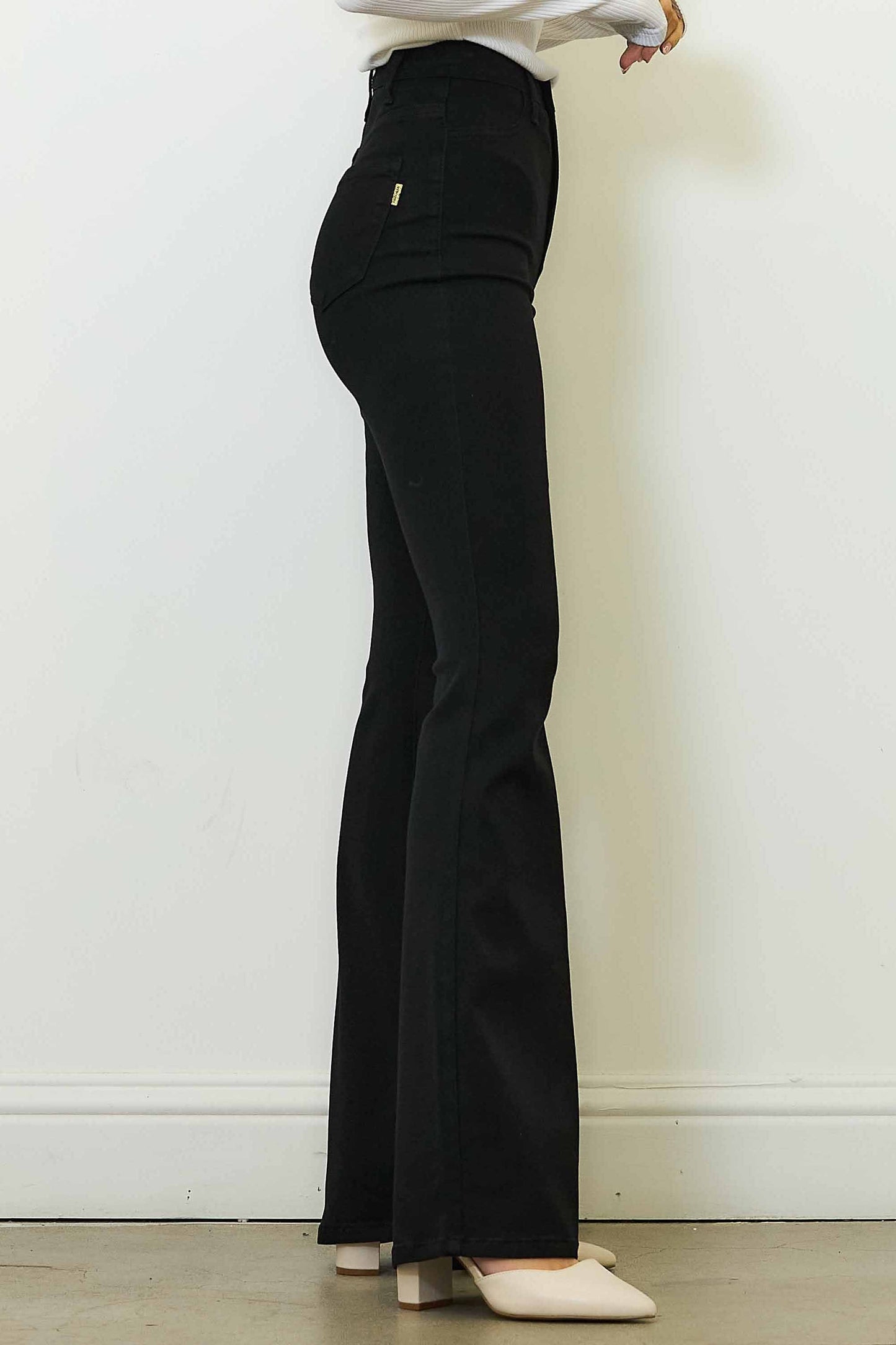 PANTALON FLARE HIGH WAISTED