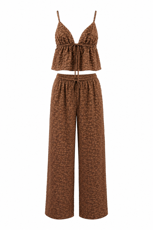 SET DE DOS PIEZAS CON TOP CON ESCOTE